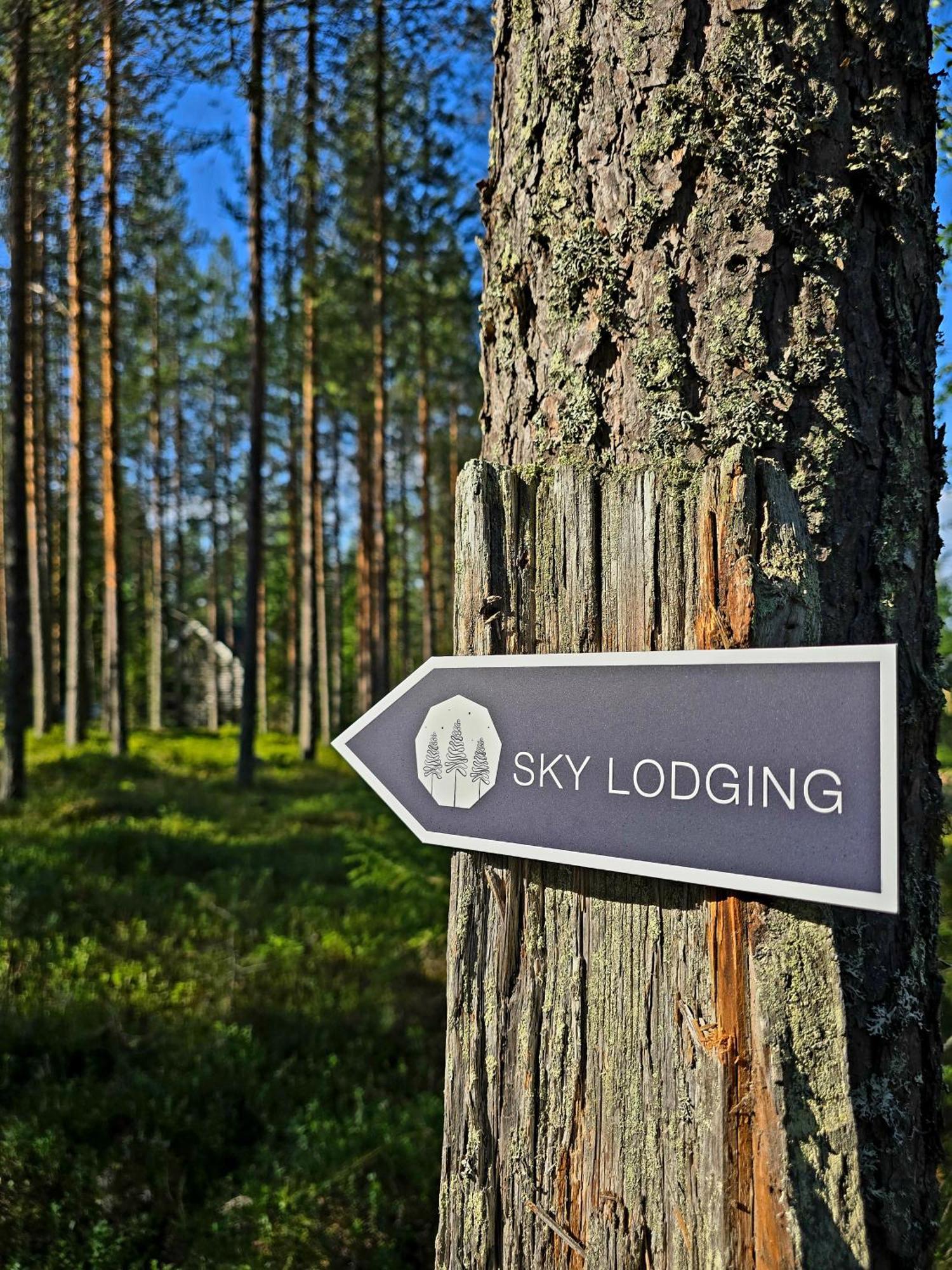 Sky Lodging ~ Sleeping Under The Stars Рованиеми Экстерьер фото